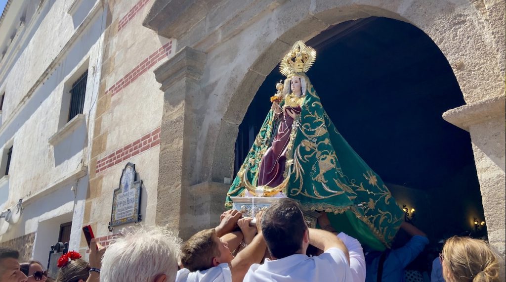 Virgen de las Flores tijdens de Romería in Álora
